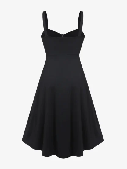 Lace-up Sleeveless Black Gothic Dress - Image 2